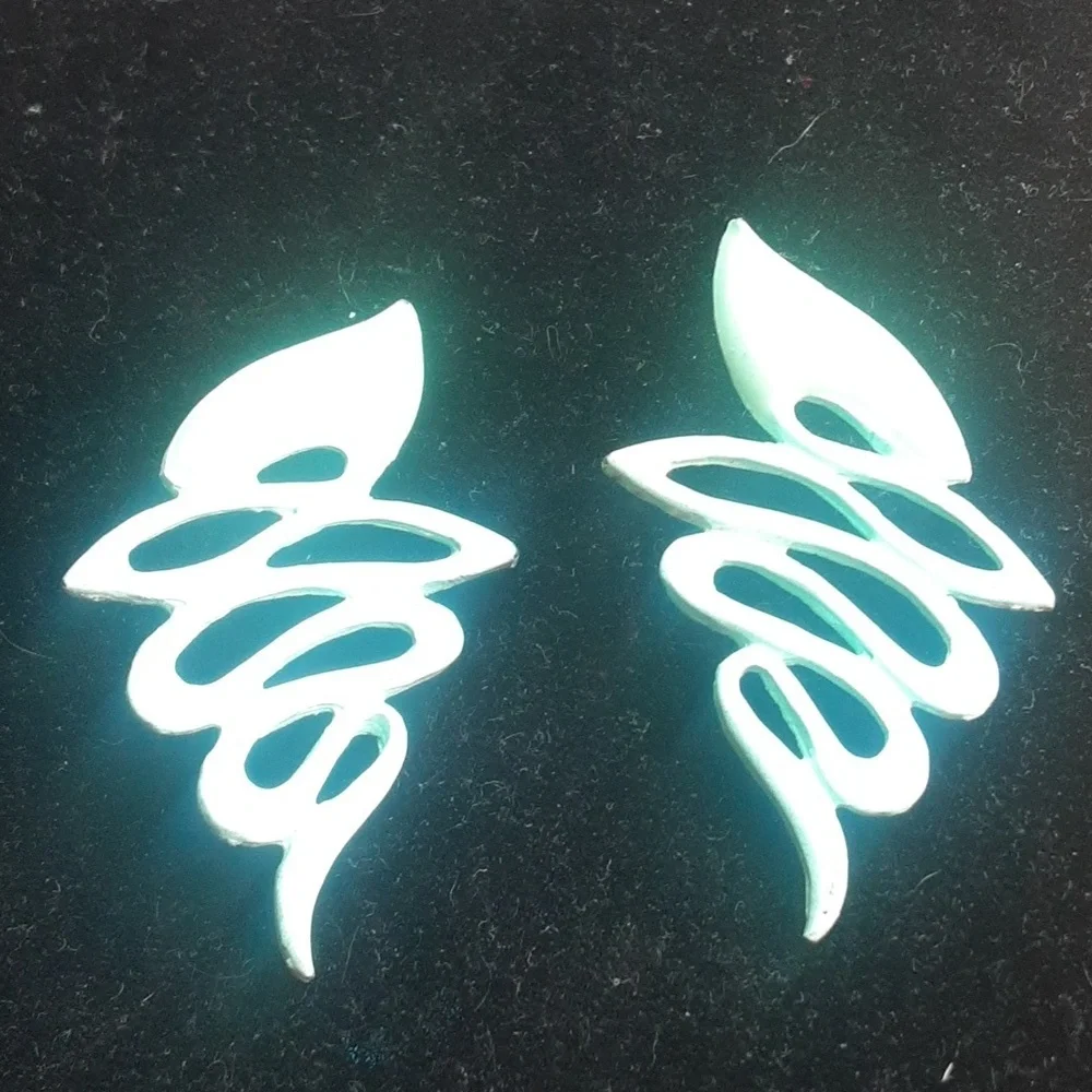 Creamy Green Spiral Earrings